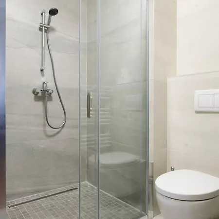 Apartment Premium By Hi5-vaci Str. 3 Bedroom