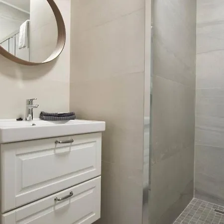 Premium By Hi5-vaci Str. 3 Bedroom * Budapest
