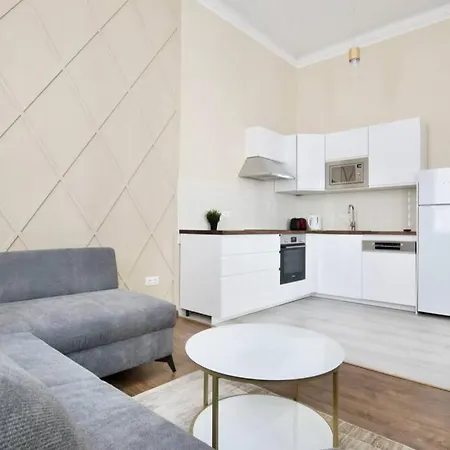 Apartment Premium By Hi5-vaci Str. 3 Bedroom