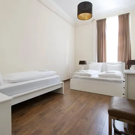 Apartment Premium By Hi5-vaci Str. 3 Bedroom